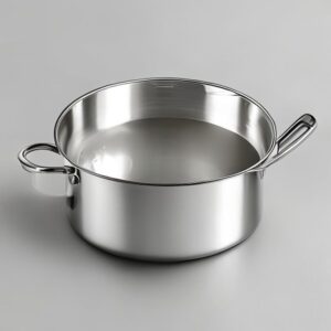deep 4 quart saut pan with lid